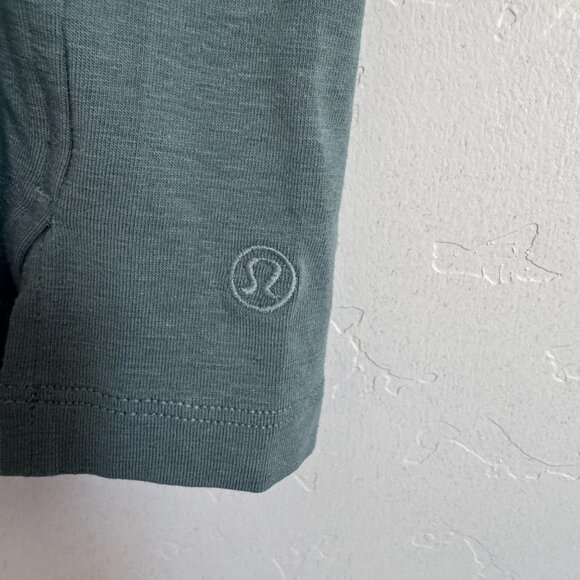 Lululemon Top - Picture 2 of 3